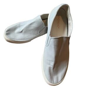 Vionic Canvas slip on Shoes/loafers/sneakers size womens 11, Light blue